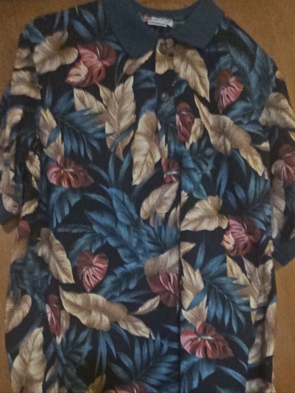 Hilo Hattie The Hawaiian Original Shirt Mens Sz Med  Black Green Red Beige